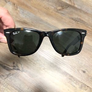 Ray an Wayfarer with Polarized Lens Turtoise